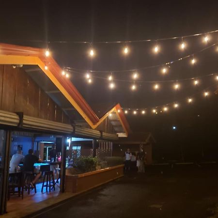 Hotel Amjeco San Isidro De El General Ngoại thất bức ảnh