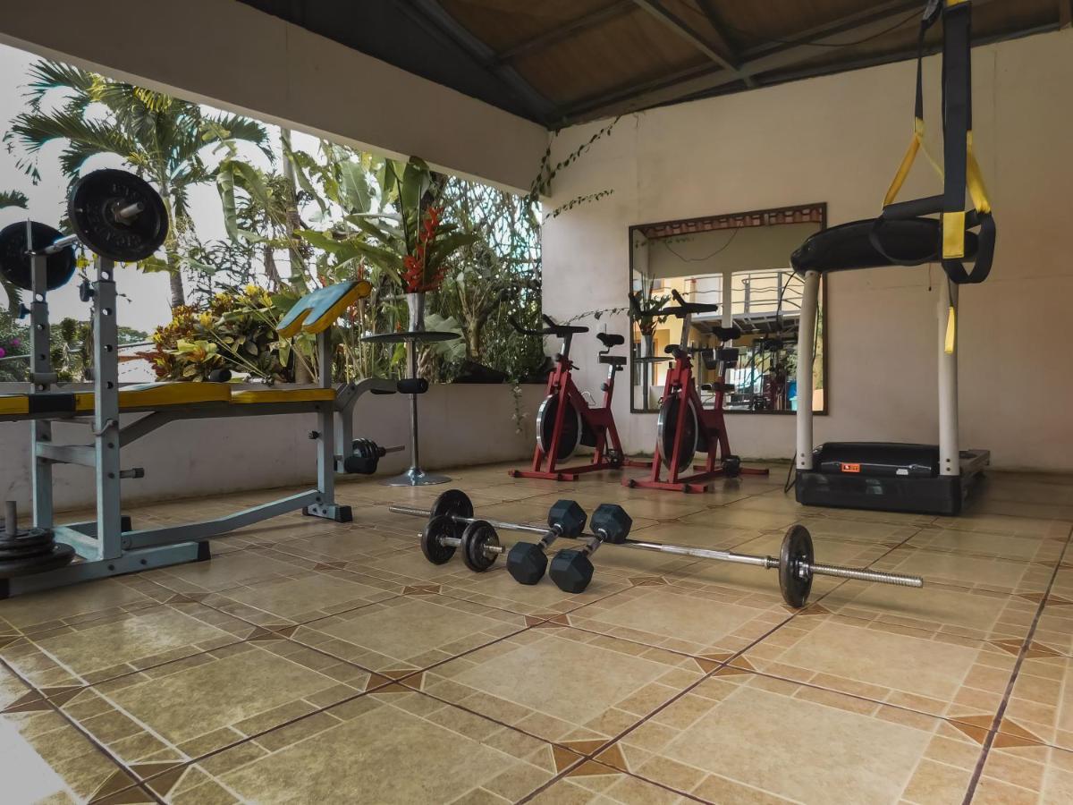 Hotel Amjeco San Isidro De El General Ngoại thất bức ảnh